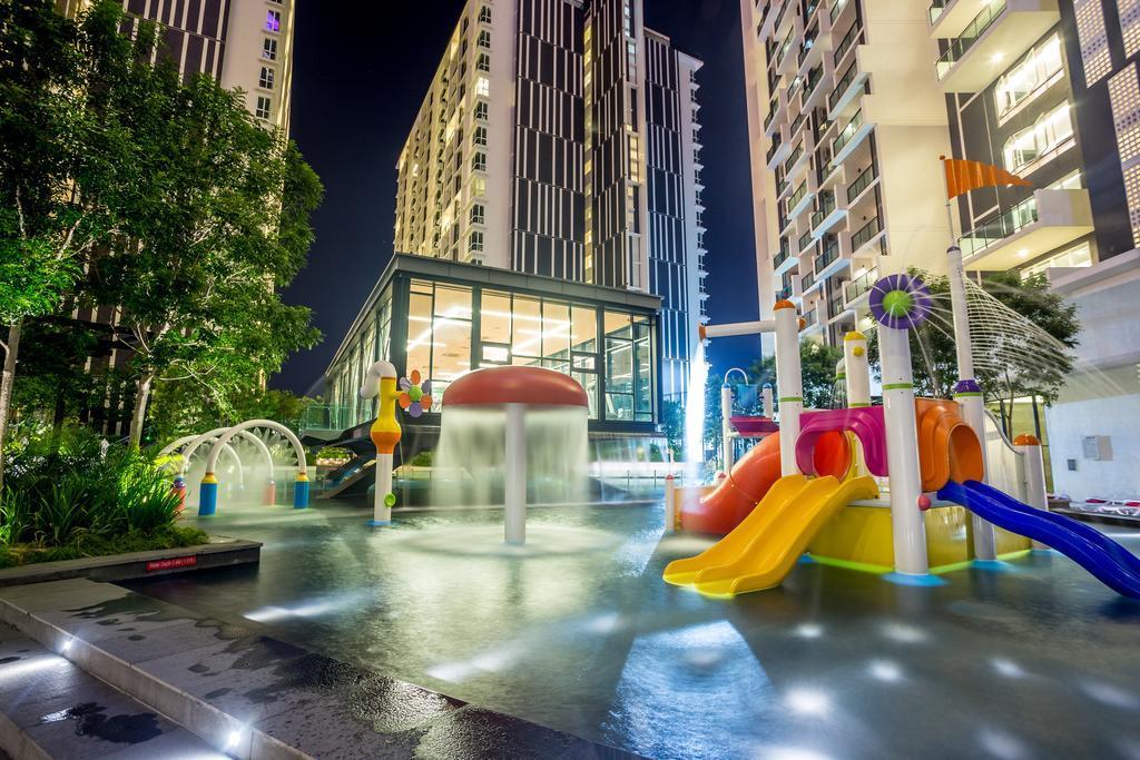Riverside Melaka @ Shore Residences Exterior photo